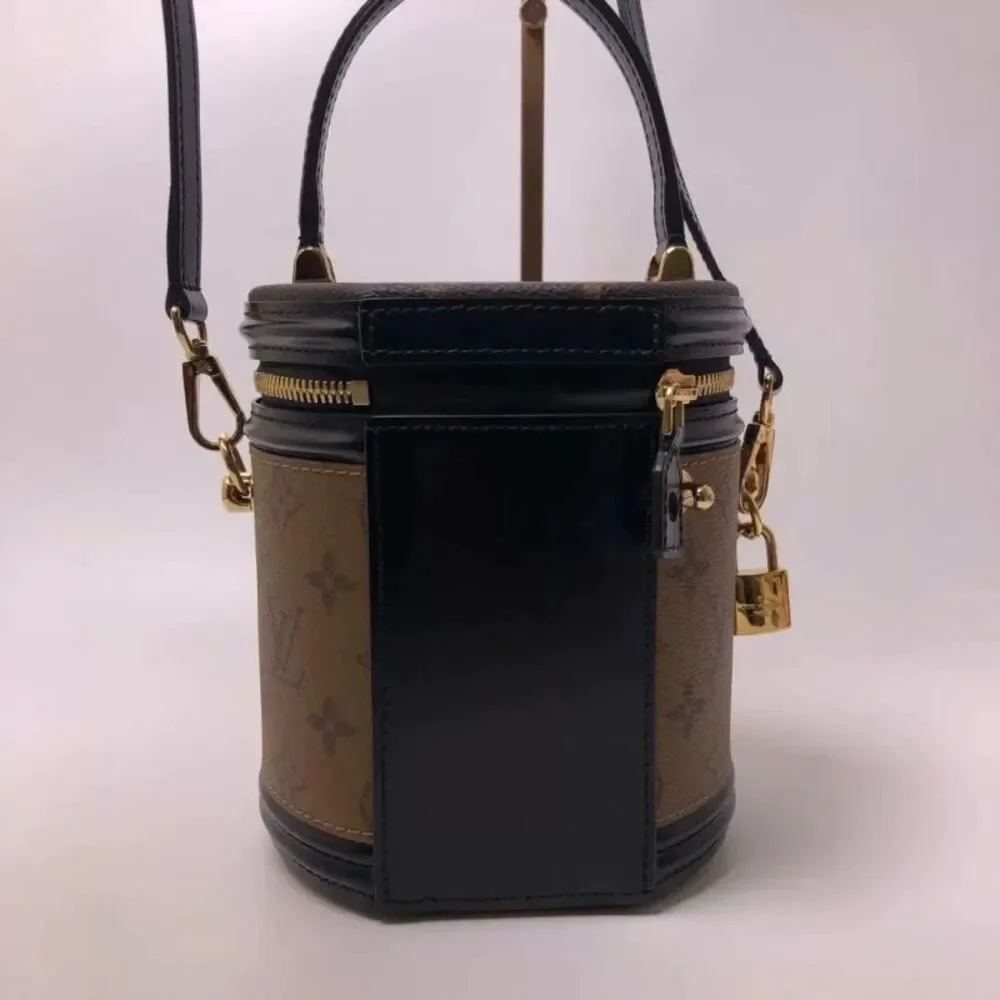 Louis Vuitton Women Pre-Loved Bag Very Good Condition